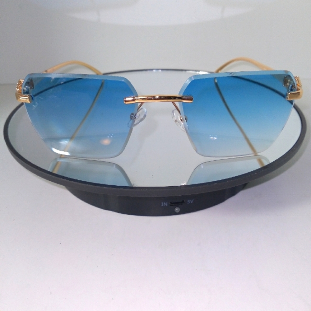 Blue Gradient Lens Gold-Tone Animal Print Design Frame Sunglasses